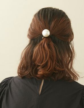 Pearl Thread Hair Pin – STYLED BY ALX COUTURE