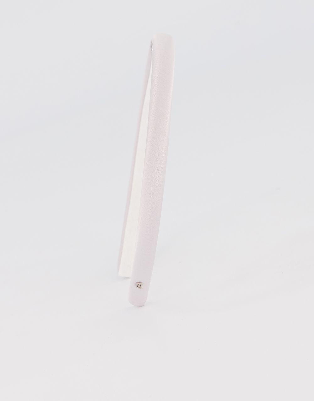 Alexandre de Paris ヘアアクセサリー CACHE-CACHE CACHE-CACHE White Prix : $66.60 - Alexandre de Paris E-shop
